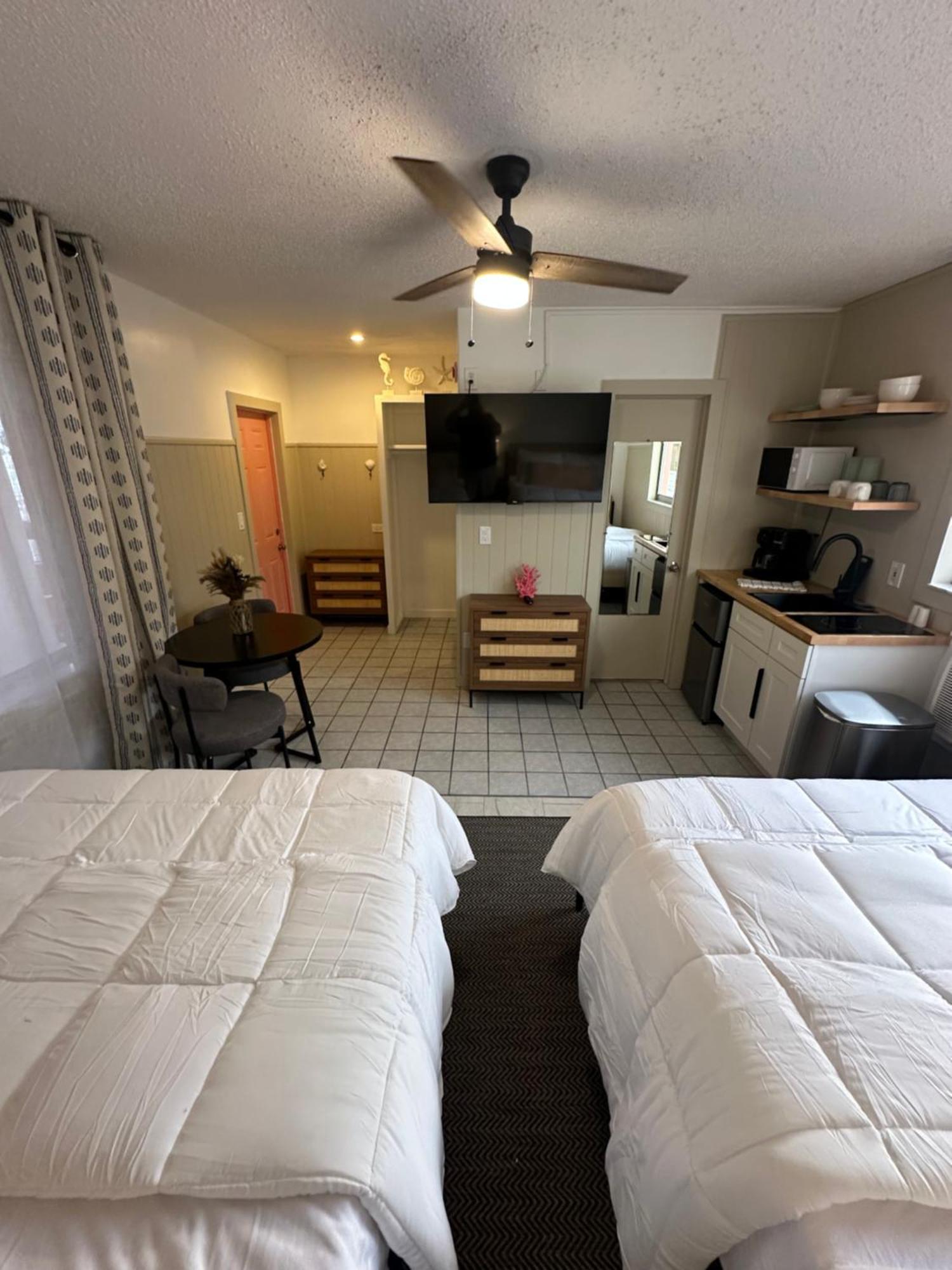 Arvilla Resort St. Pete Beach Esterno foto