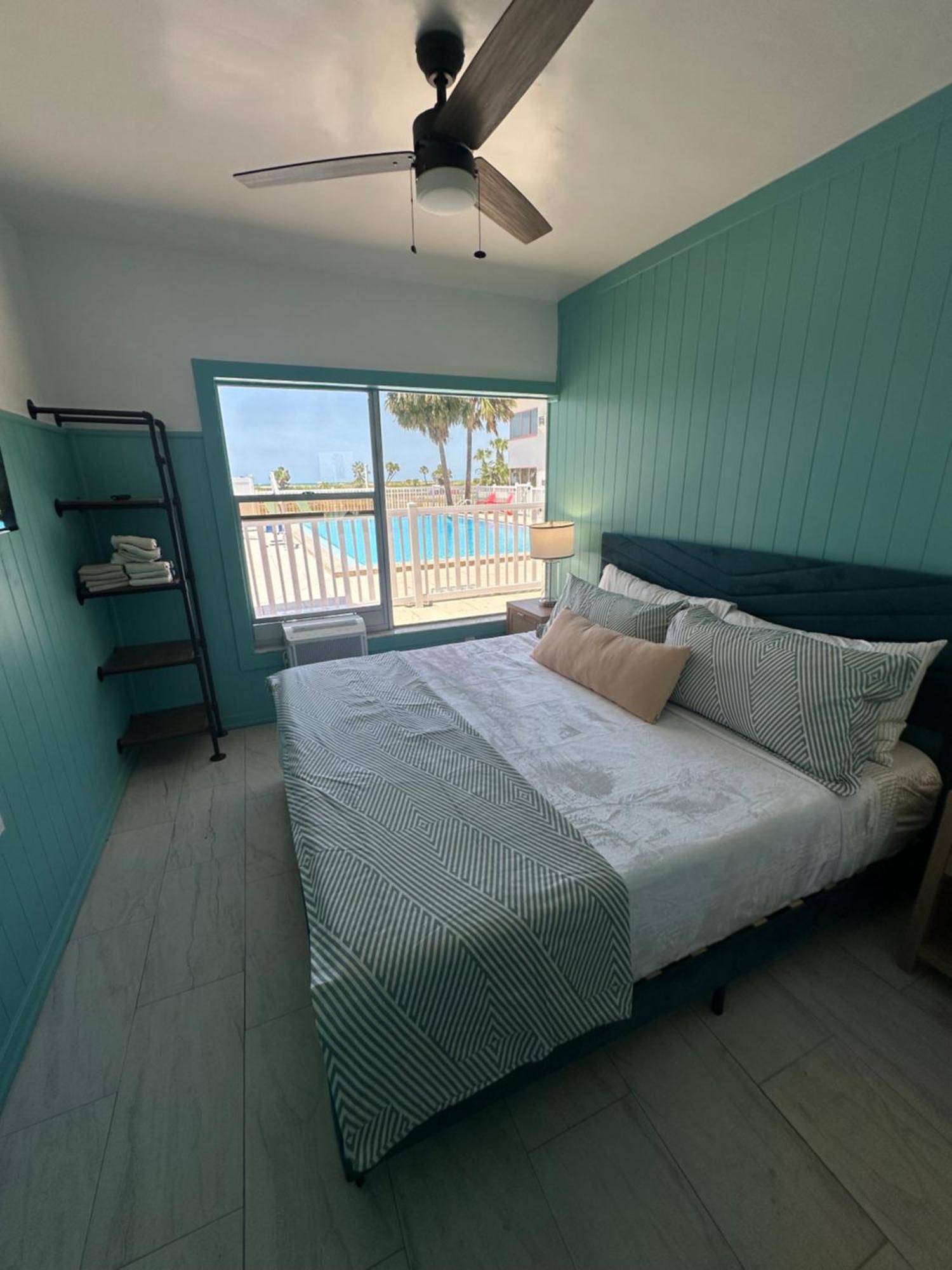 Arvilla Resort St. Pete Beach Esterno foto