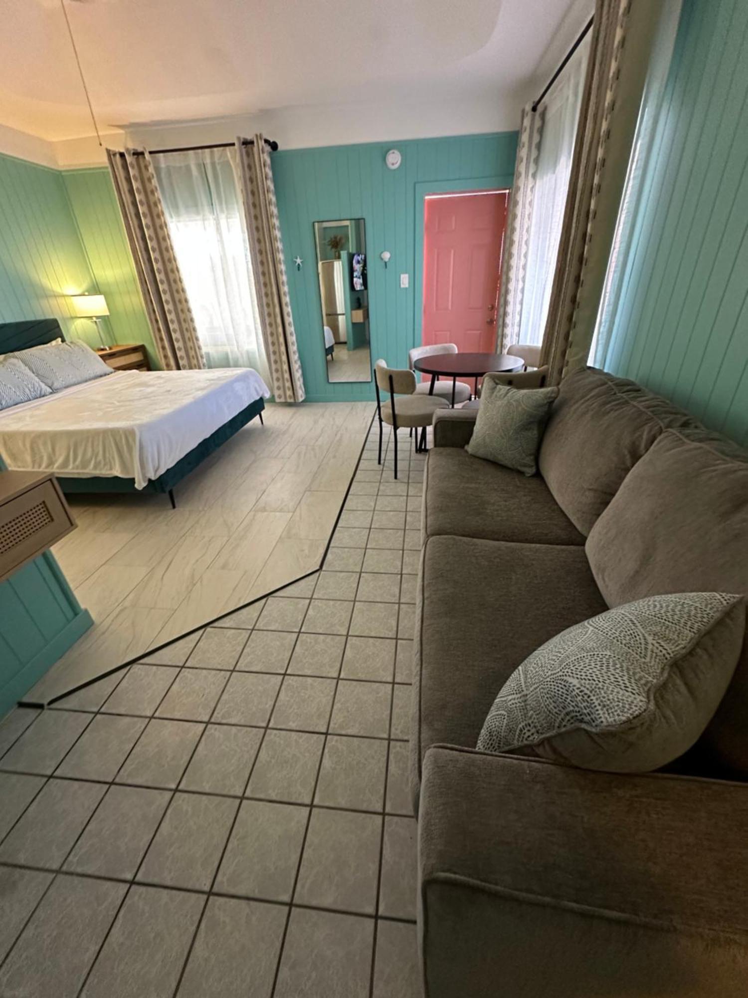 Arvilla Resort St. Pete Beach Esterno foto