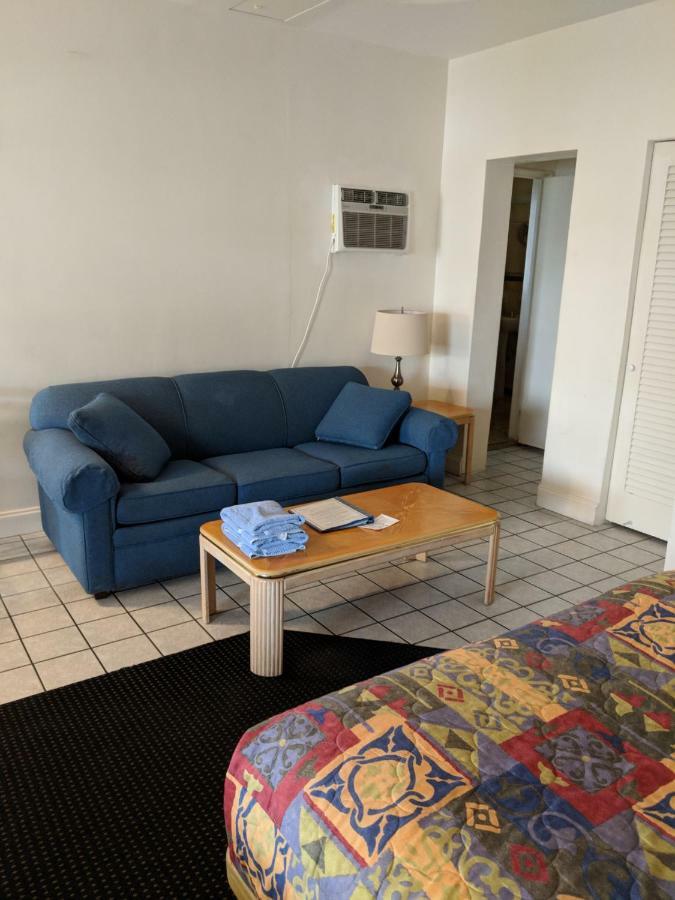 Arvilla Resort St. Pete Beach Esterno foto