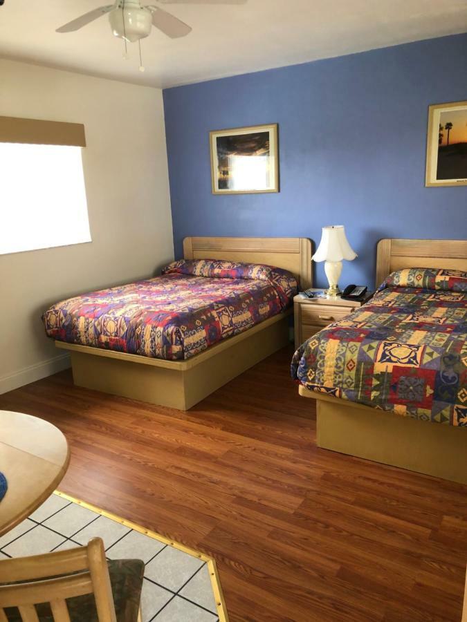 Arvilla Resort St. Pete Beach Esterno foto