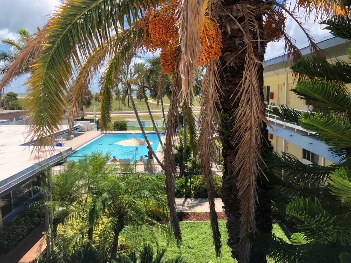 Arvilla Resort St. Pete Beach Esterno foto